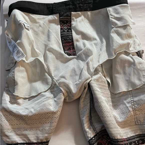 Tommy Bahama men swim beach board vacation shorts surfboard trunks. Large - Picture 6 of 9